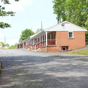 Penn Amish Motel